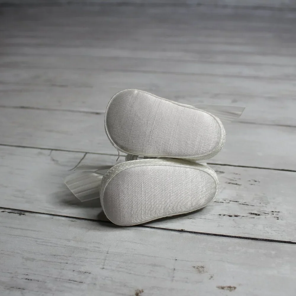Baby Deer Baby Girl's White Satin Ballet Crib Shoes Preemie Size 00